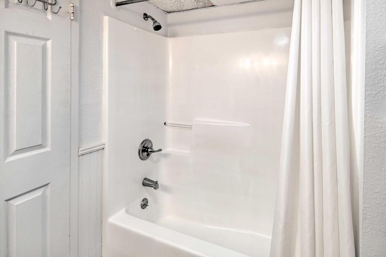 Beachfront Condo In Myrtle Beach With Pool Access المظهر الخارجي الصورة
